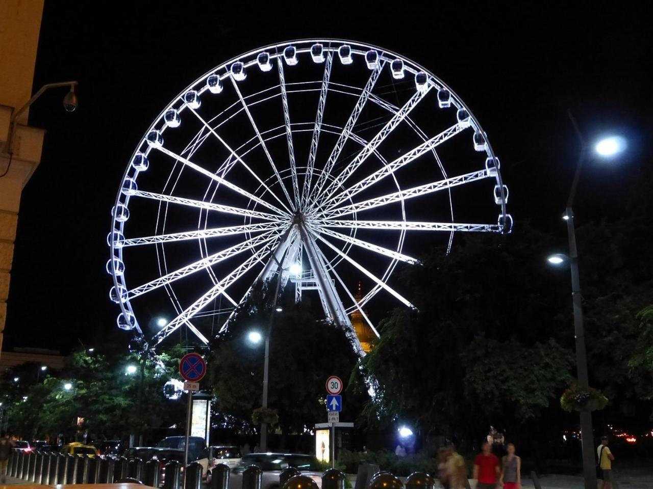 Budapest Downtown Andrassy Luaran gambar